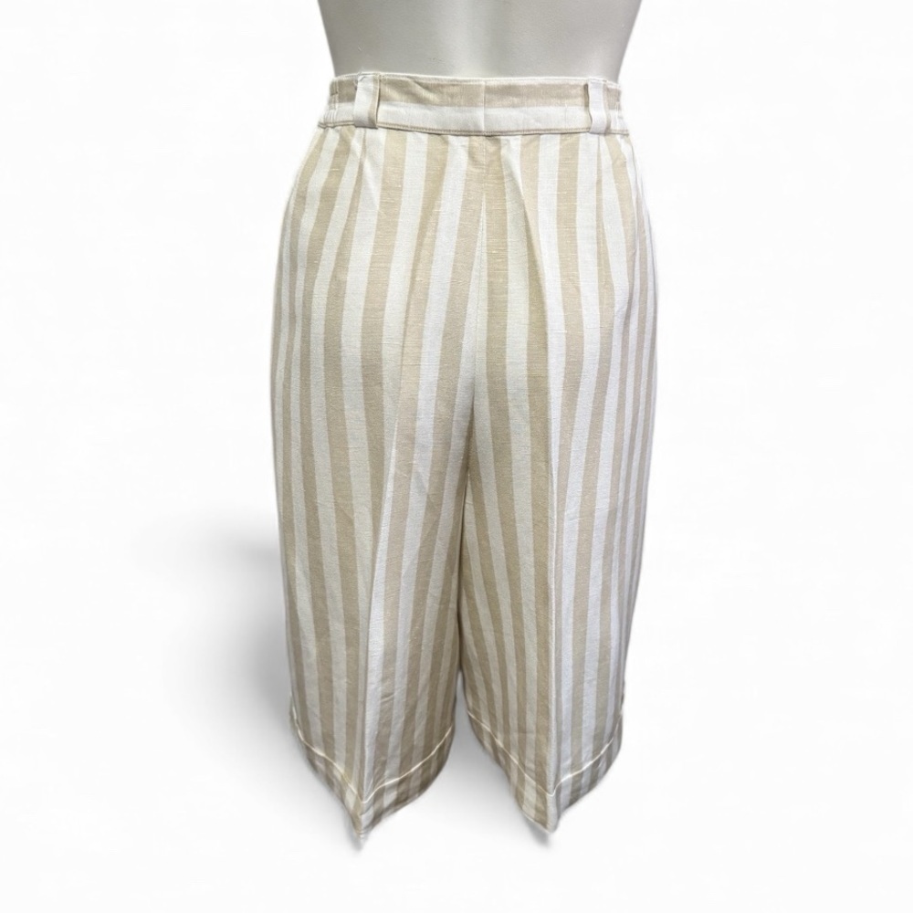 Vintage High Rise Striped Linen Bermuda Shorts 
| Minimalist Retro Resortwear - Picture 4 of 11